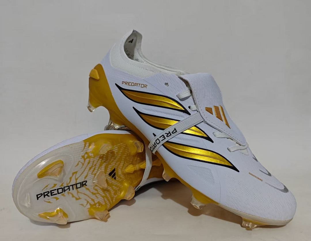 Adidas Predator 26 FG