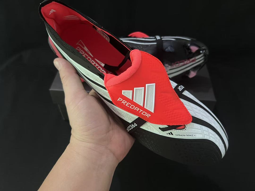 Adidas 27 Predator Elite Tongue FG