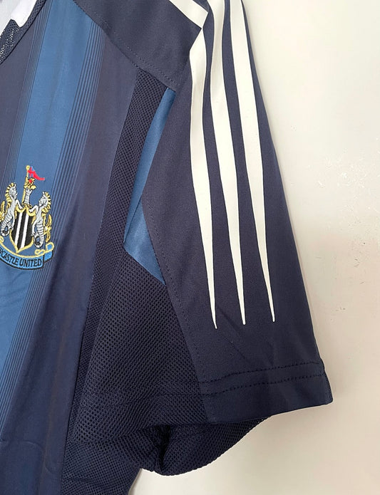 Newcastle United 04/05 Away Football Shirt
