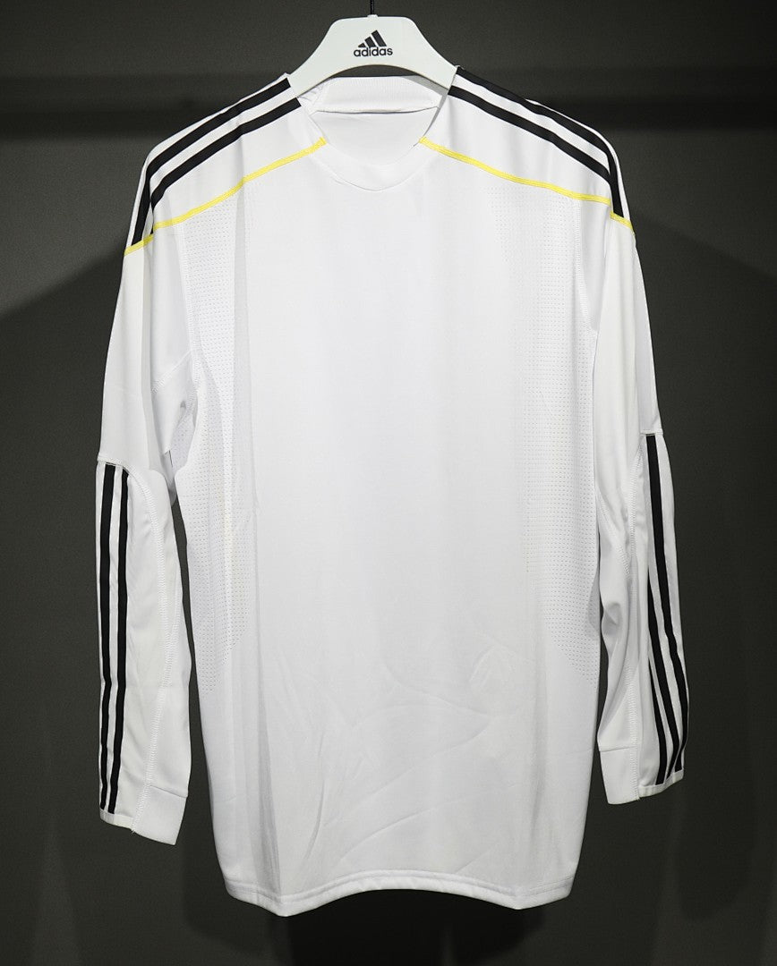 Real Madrid 09/10 Home Player Version Long Sleeve Football Shirt