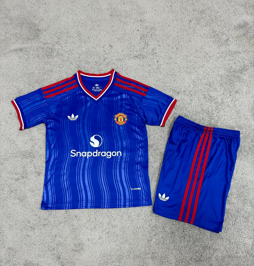 Manchester United 26/27 Away Football Shirt