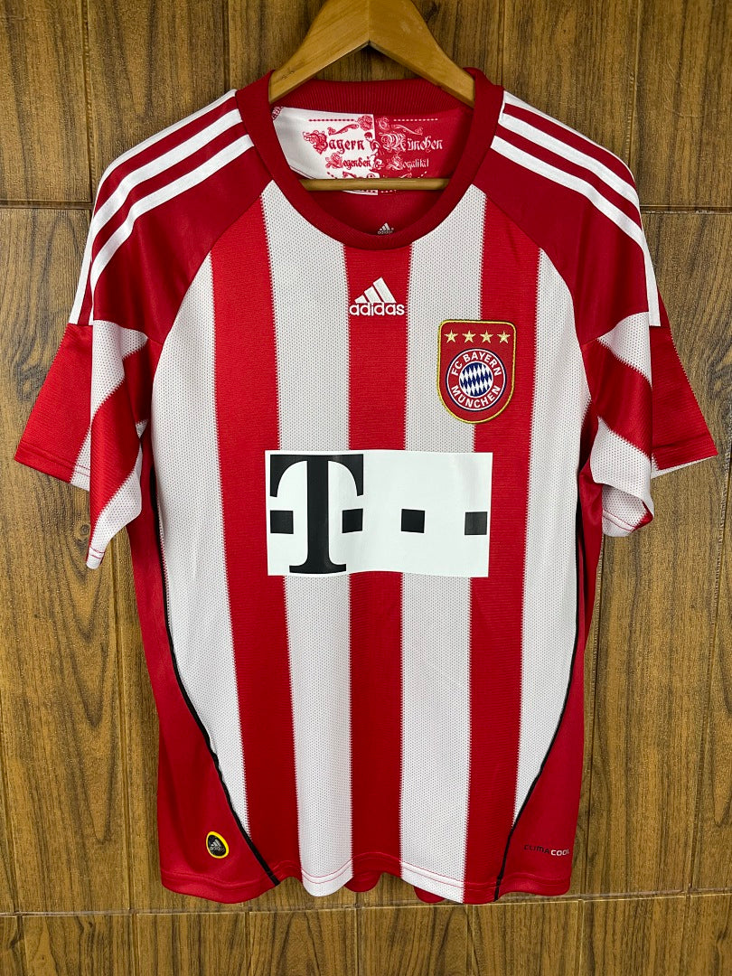 Bayern Munich 2010 Home Football Shirt