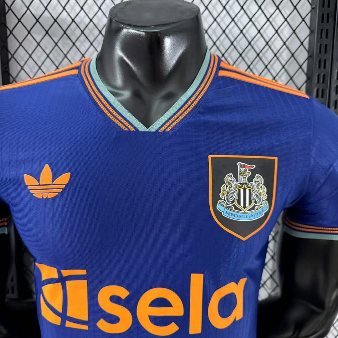 Newcastle United 25/26 Third Football Shirt