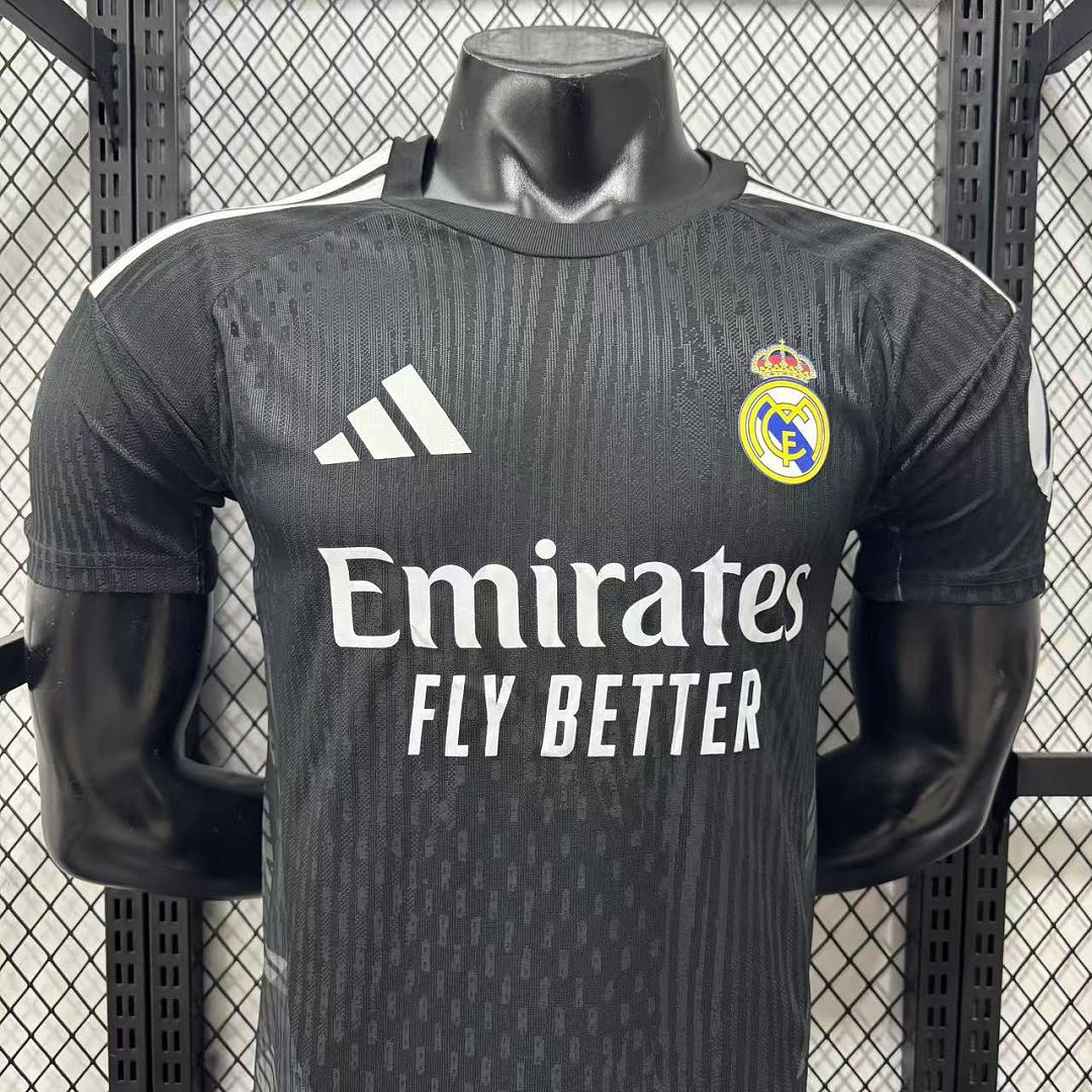 Real Madrid 26/27 Goalkeeper Football Shirt