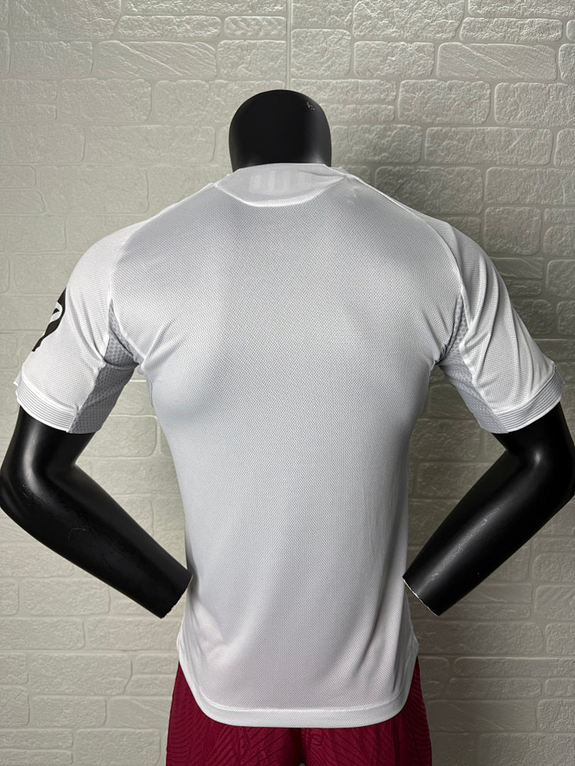 Real Madrid 25/26 Home Football Shirt