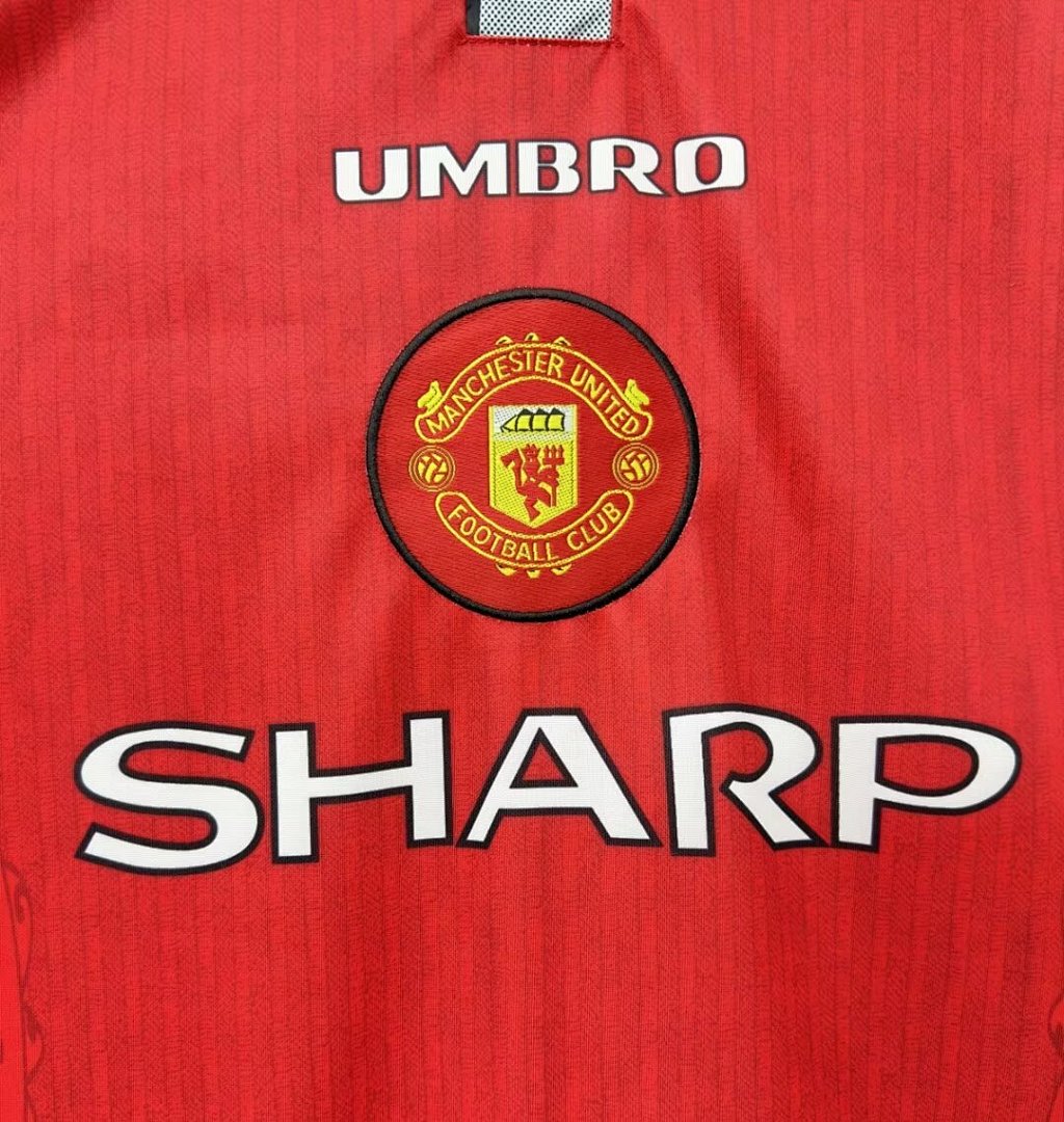 Manchester United 96/97 Home Football Shirt