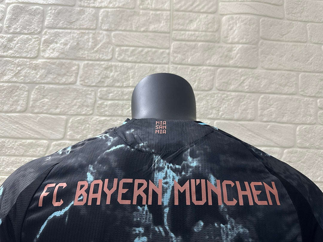 Bayern Munich 24/25 Away Football Shirt