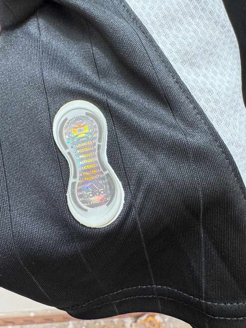 Real Madrid 06/07 Away Long Sleeve Football Shirt