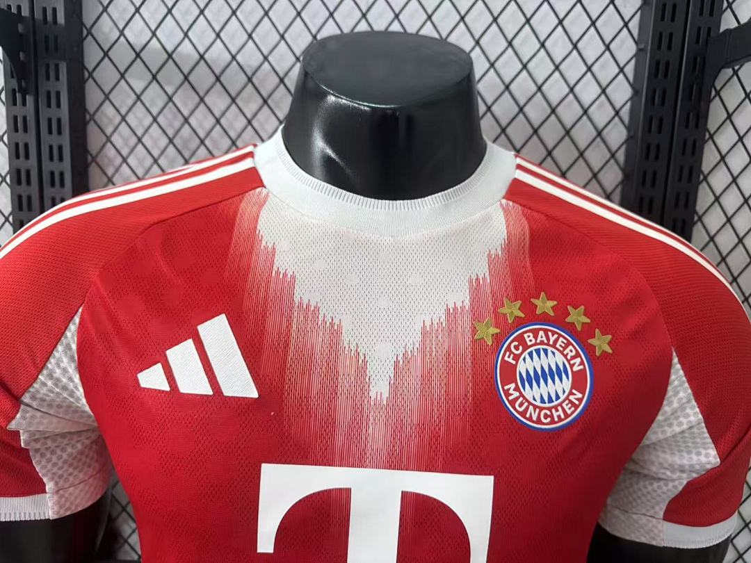 Bayern Munich 25/26 Home Football Shirt