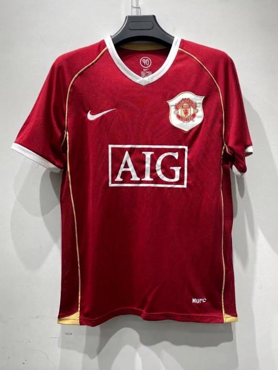 Manchester United 06/07 Home Football Shirt