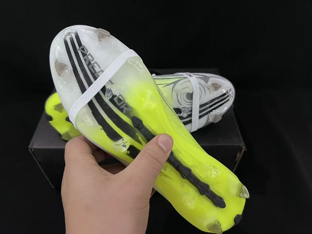 Adidas 27 Predator Elite Tongue FG