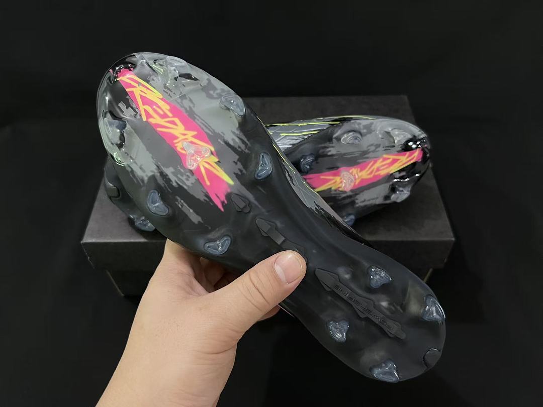 Adidas 27 Predator Elite FG