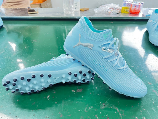 Puma FUTURE 8 ULTIMATE MG