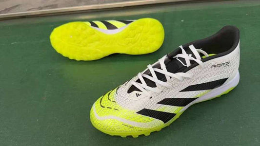 Adidas Predator accuracy+TF Boots