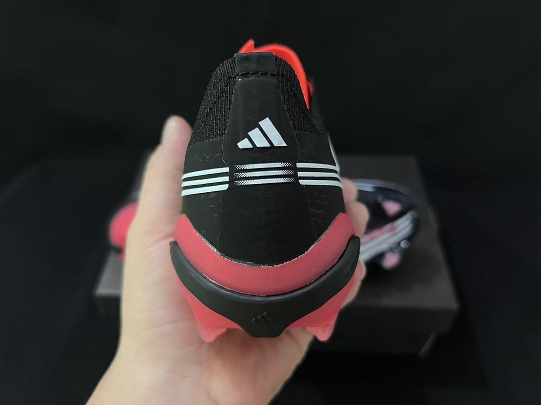 Adidas 27 Predator Elite FG