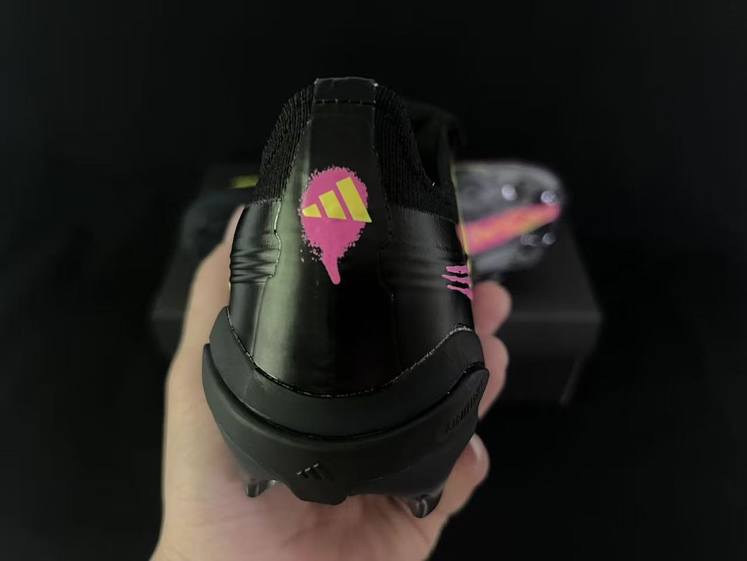 Adidas 27 Predator Elite Tongue FG