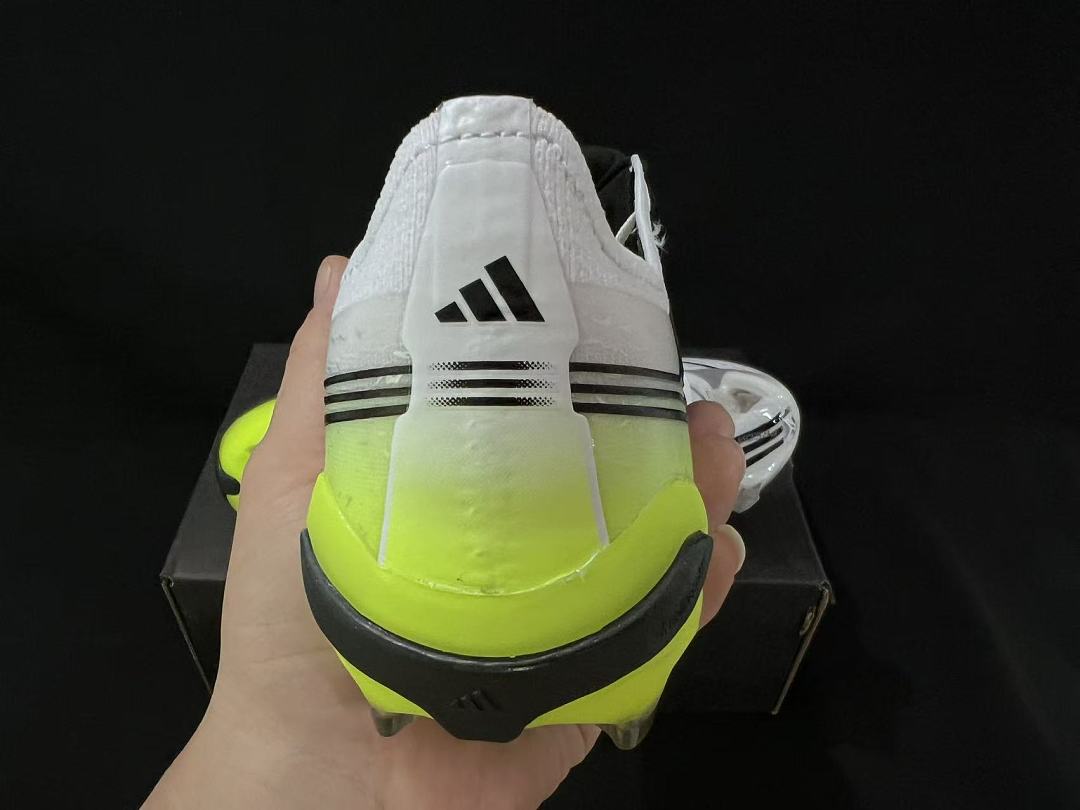 Adidas 27 Predator Elite Tongue FG