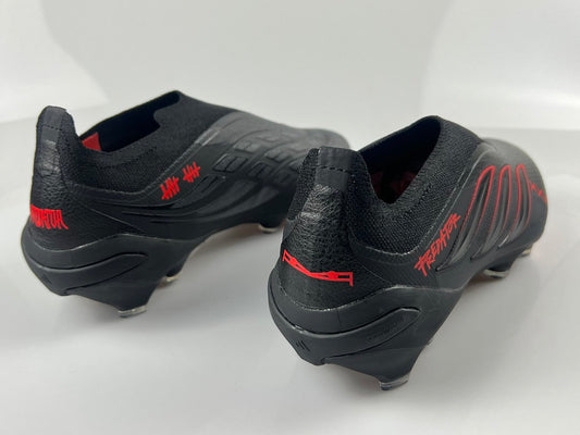 Adidas Predator Laceless 26 FG