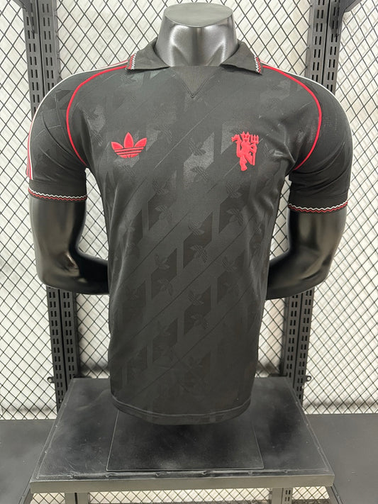 Manchester United 24/25 Football Shirt