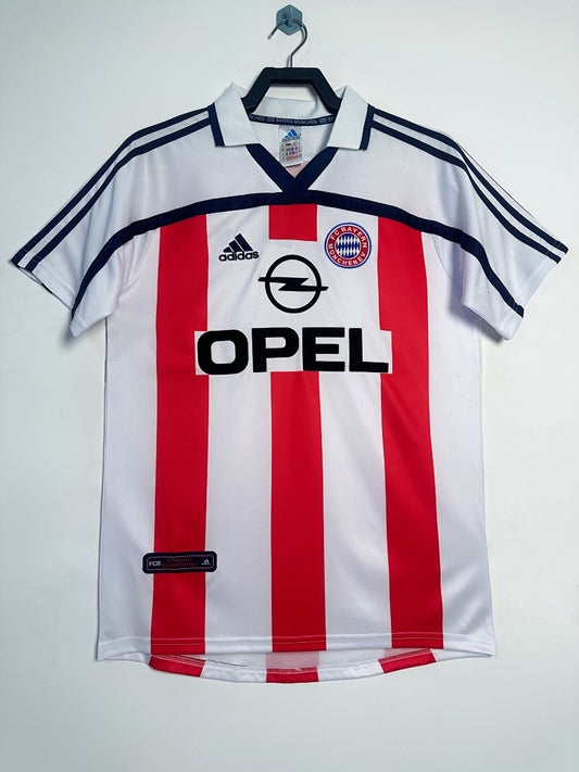 Bayern Munich 00/02 Away Football Shirt