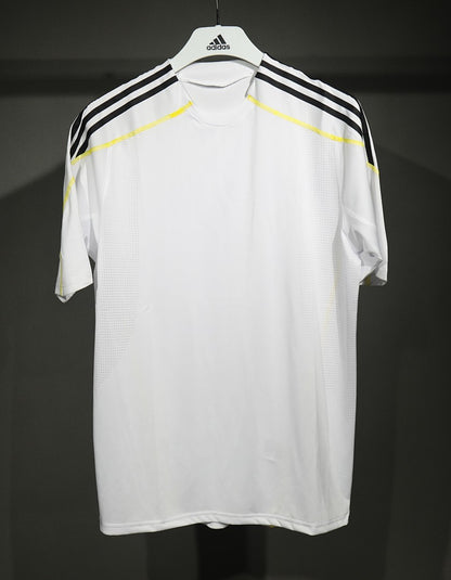 Real Madrid 09/10 Home Player Version Football Shirt