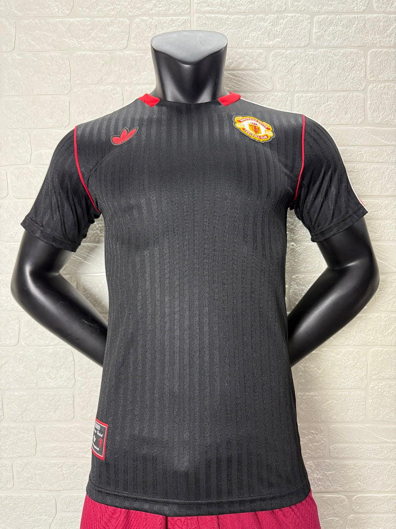 Manchester United 25/26 Black Special Edition Football Shirt