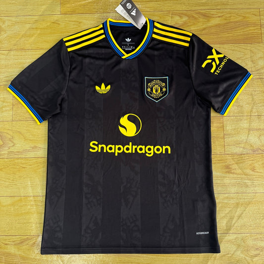 Manchester United 25/26 Third Football Shirt