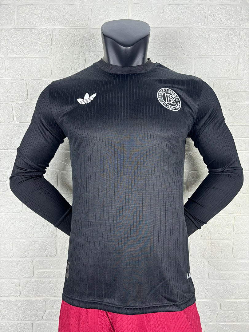 Germany 25/26 Black Special Edition Long Sleeve Football Shirt