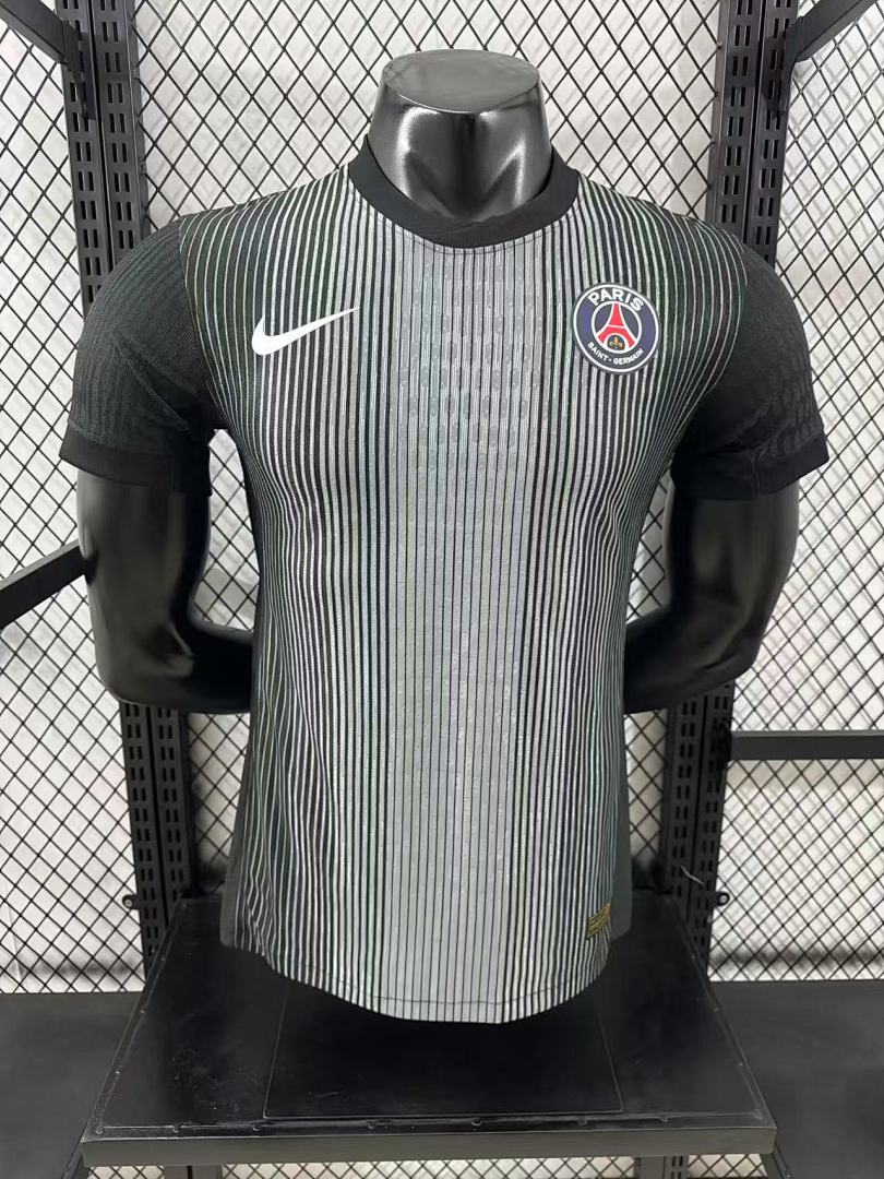Paris Saint-Germain 25/26 Goalkeeper Football Shirt