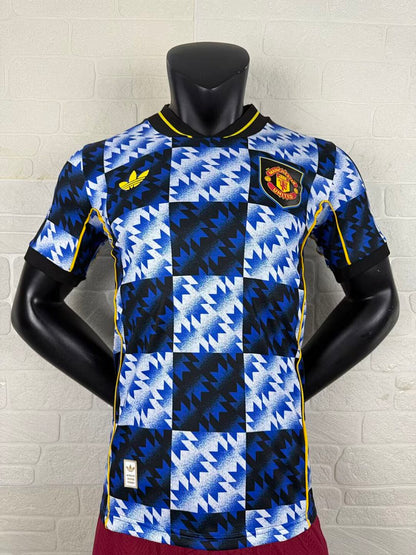 Retro Manchester United 25/26 Special Edition Football Shirt