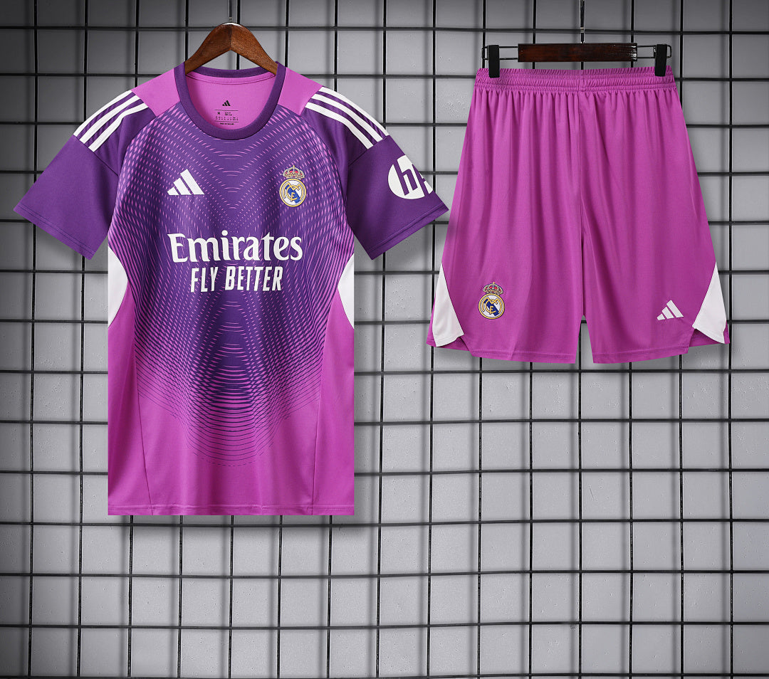 Real Madrid 25/26 Goalkeeper Football Shirt