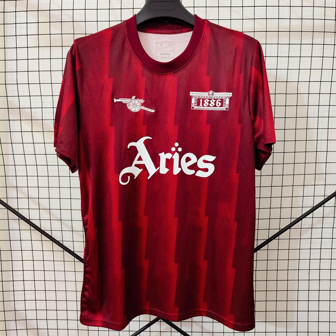 Arsenal 24/25 Football Shirt