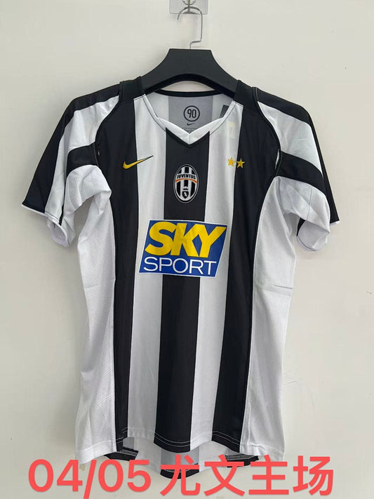 Juventus 04/05 Home Football Shirt