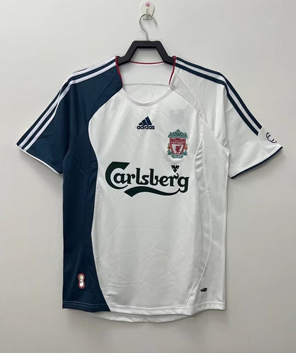 Liverpool 06/08 Away Football Shirt