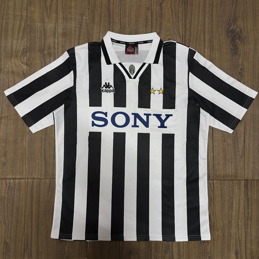 Juventus 95/96 Home Football Shirt