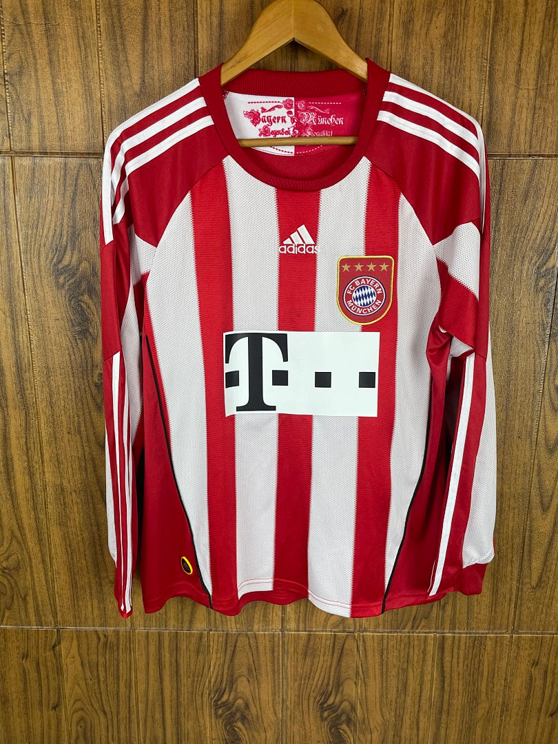 Bayern Munich 2010 Home Long Sleeve Football Shirt