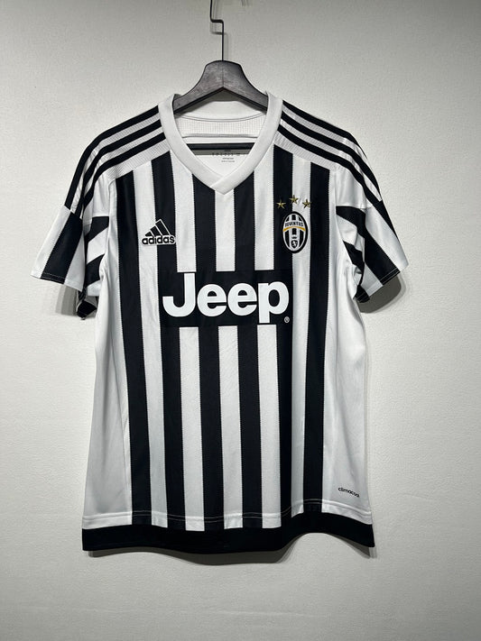 Juventus 15/16 Home Football Shirt