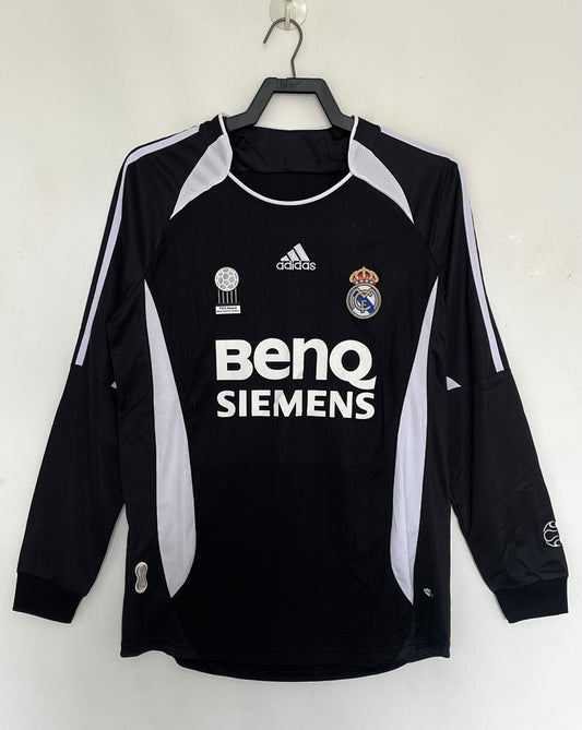 Real Madrid 06/07 Third Black Long Sleeve Football Shirt