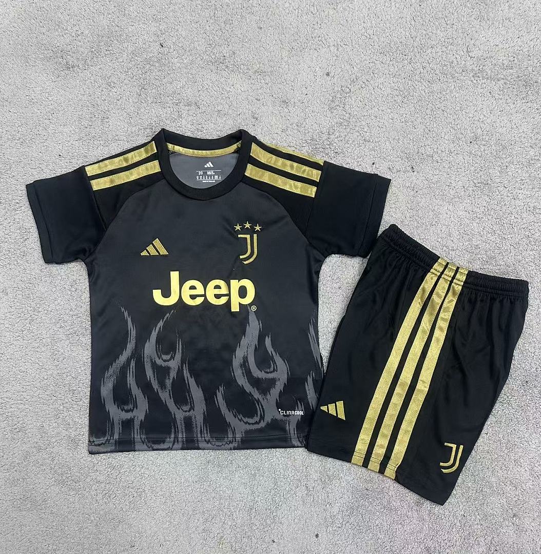 Juventus 26/27 Third Football Shirt