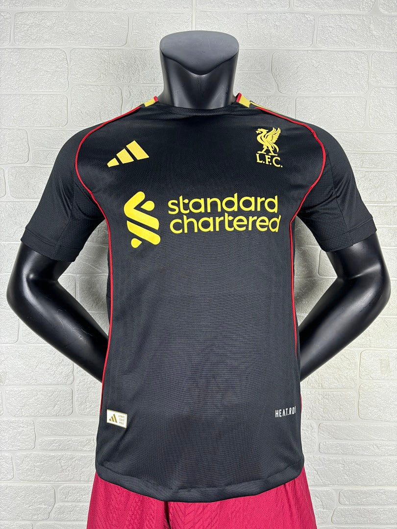 Liverpool 25/26 Black Special Edition Football Shirt