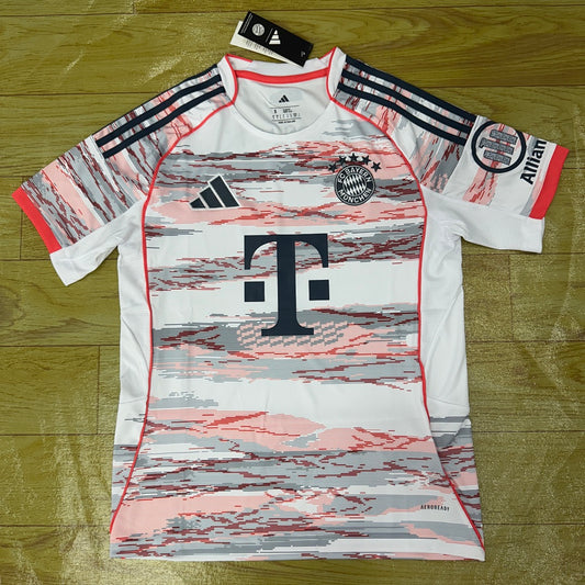 Bayern Munich 25/26 Away Football Shirt