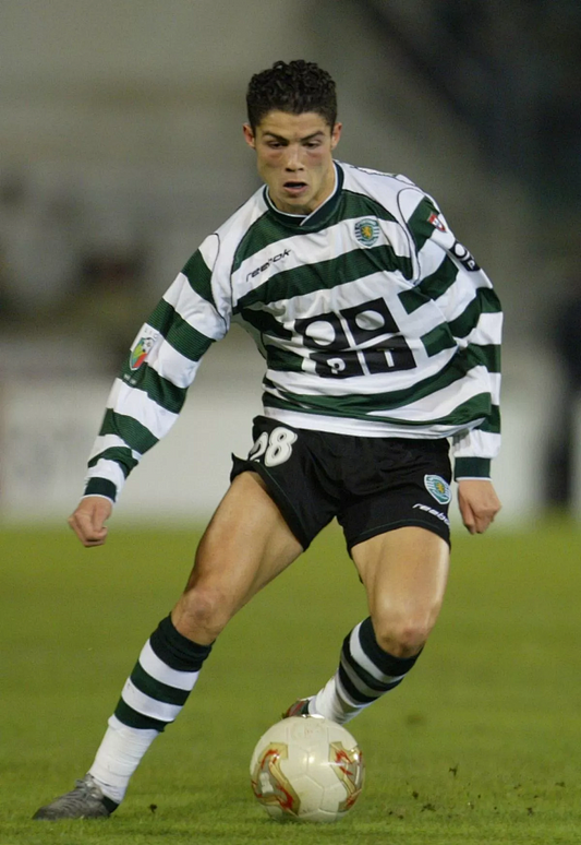 Sporting CP 01/03 Home Long Sleeve Football Shirt