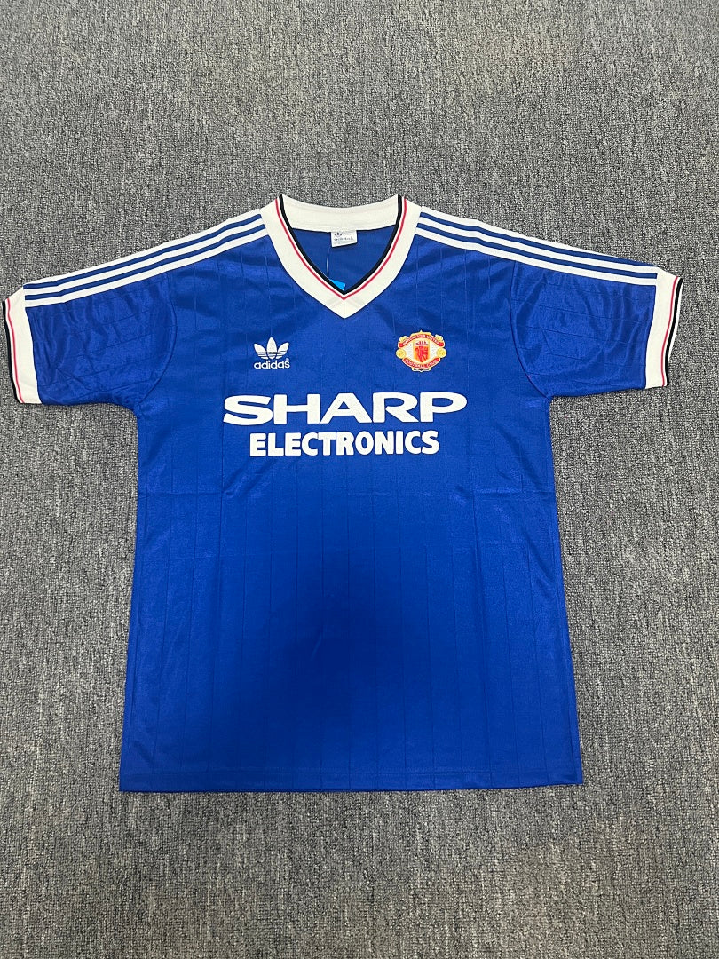 Manchester United 82/83 Away Football Shirt