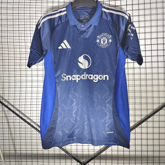 Manchester United 24/25 Away Football Shirt