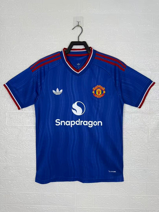 Manchester United 26/27 Away Football Shirt
