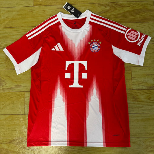 Bayern Munich 25/26 Home Football Shirt