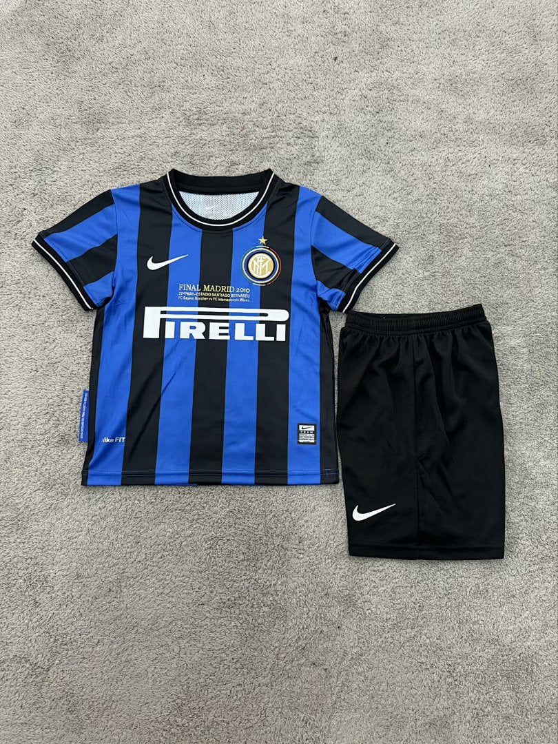 Kids Retro Inter Milan 2010 Home Football Shirt