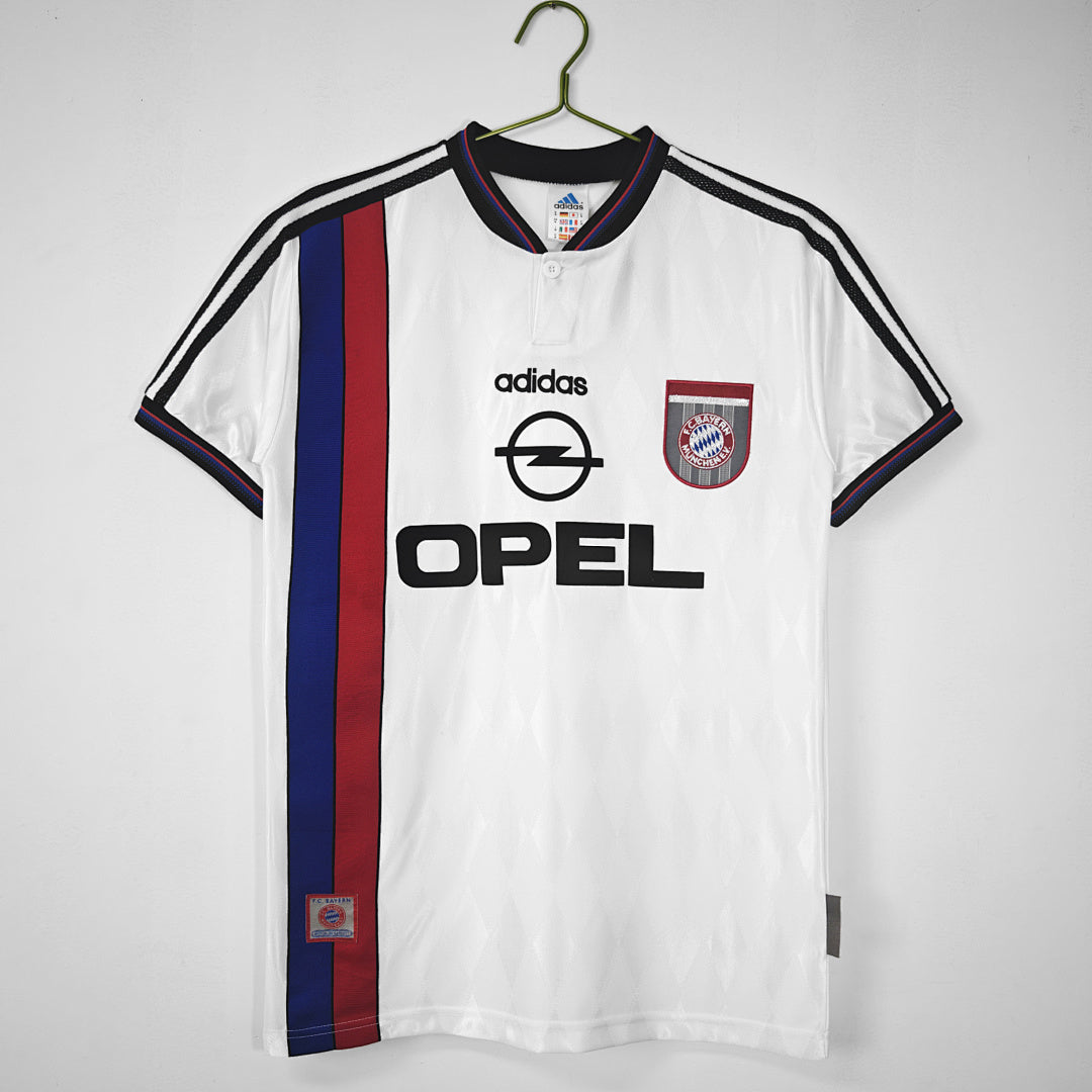 Retro Bayern Munich 96/98 Away Football Shirt