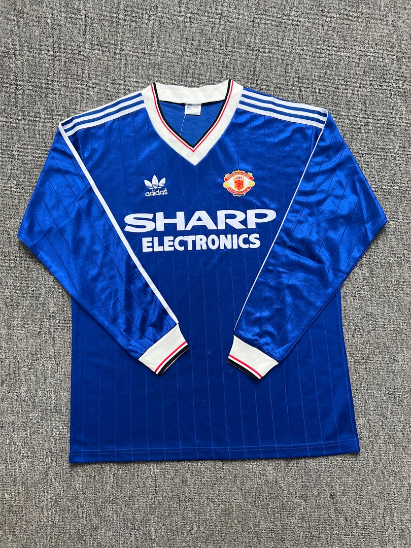 Manchester United 82/83 Away Long Sleeve Football Shirt
