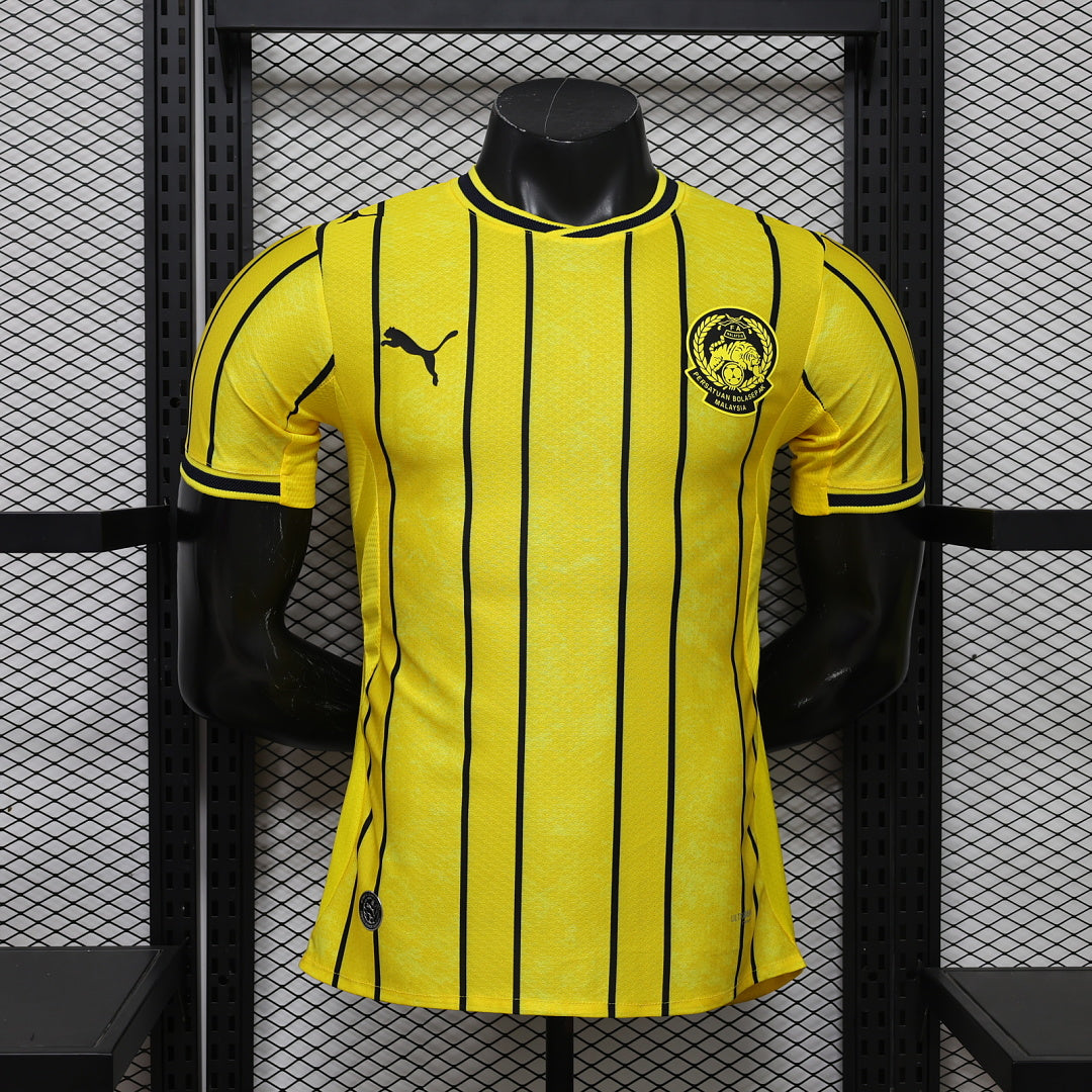 Malaysia 26/27 Home Football Shirt